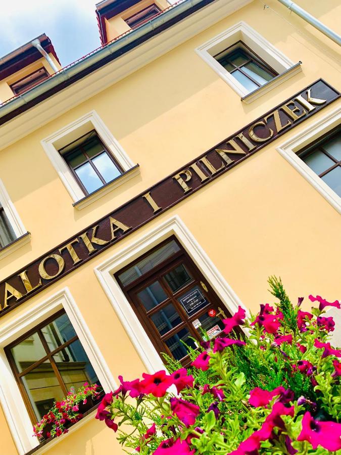 Apartament W Centrum Miasta Z Darmowym Parkingiem Dla Dwojga -Apartamenty Pod Zlotym Lwem Клодзко Экстерьер фото